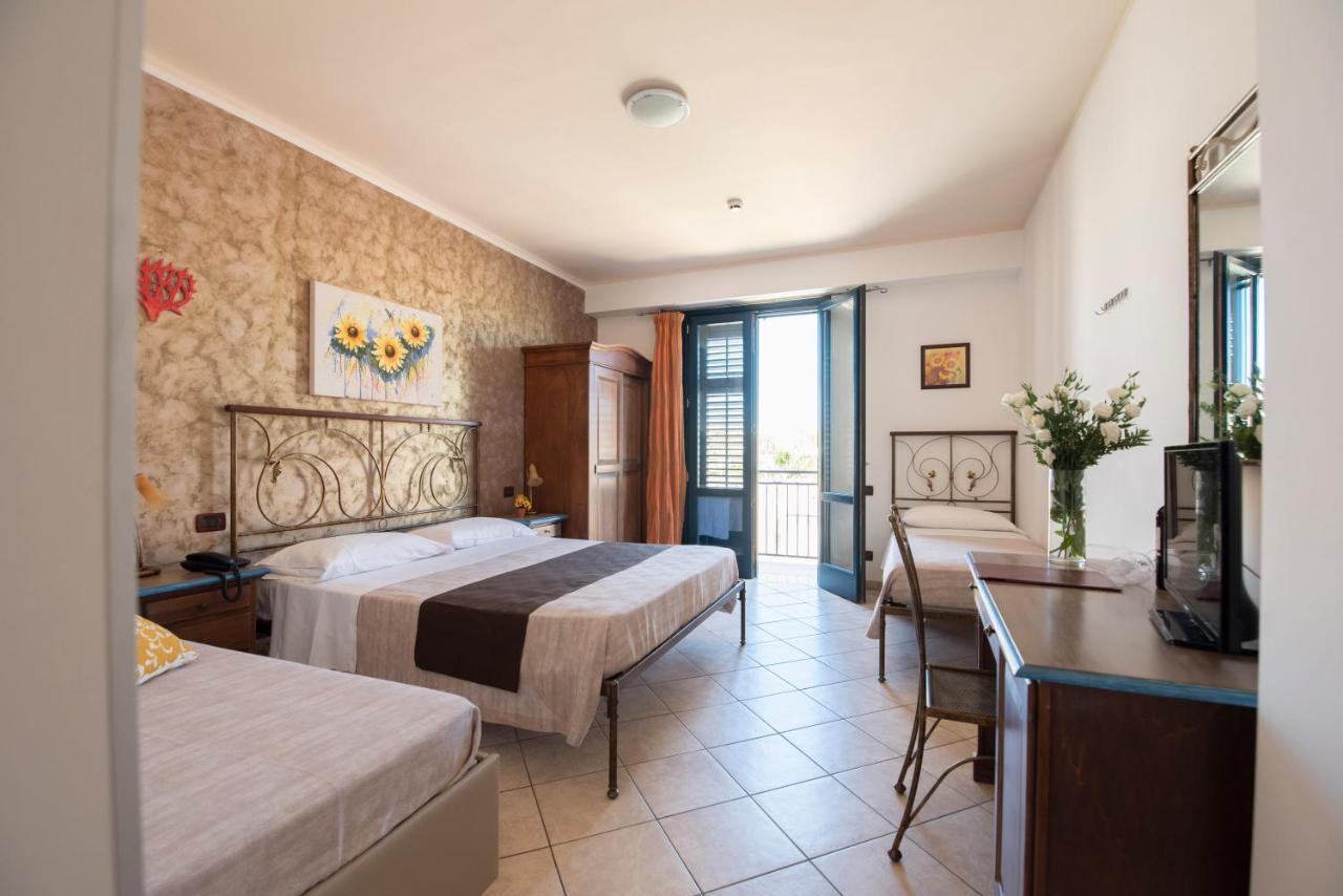 Hotel Altamarea San Vito Lo Capo Exterior photo