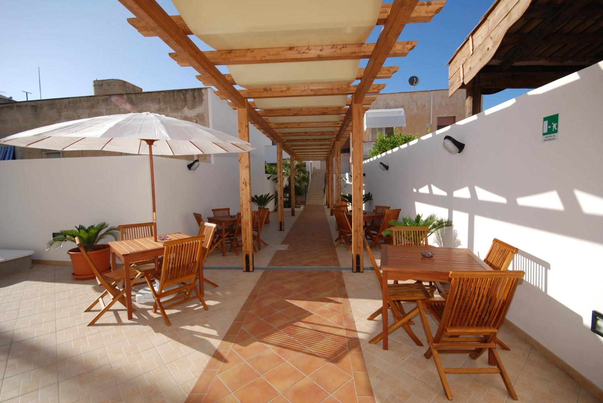 Hotel Altamarea San Vito Lo Capo Exterior photo