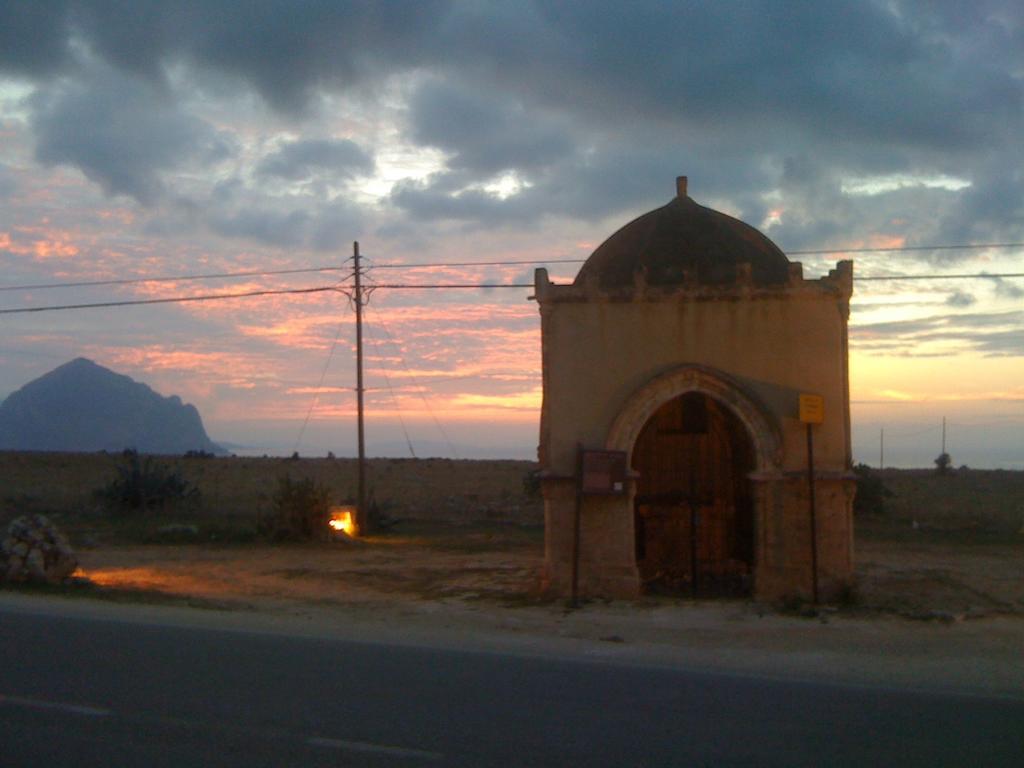 Hotel Altamarea San Vito Lo Capo Exterior photo